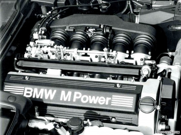 M5 E34 Mk II (1992-1994)2.jpg