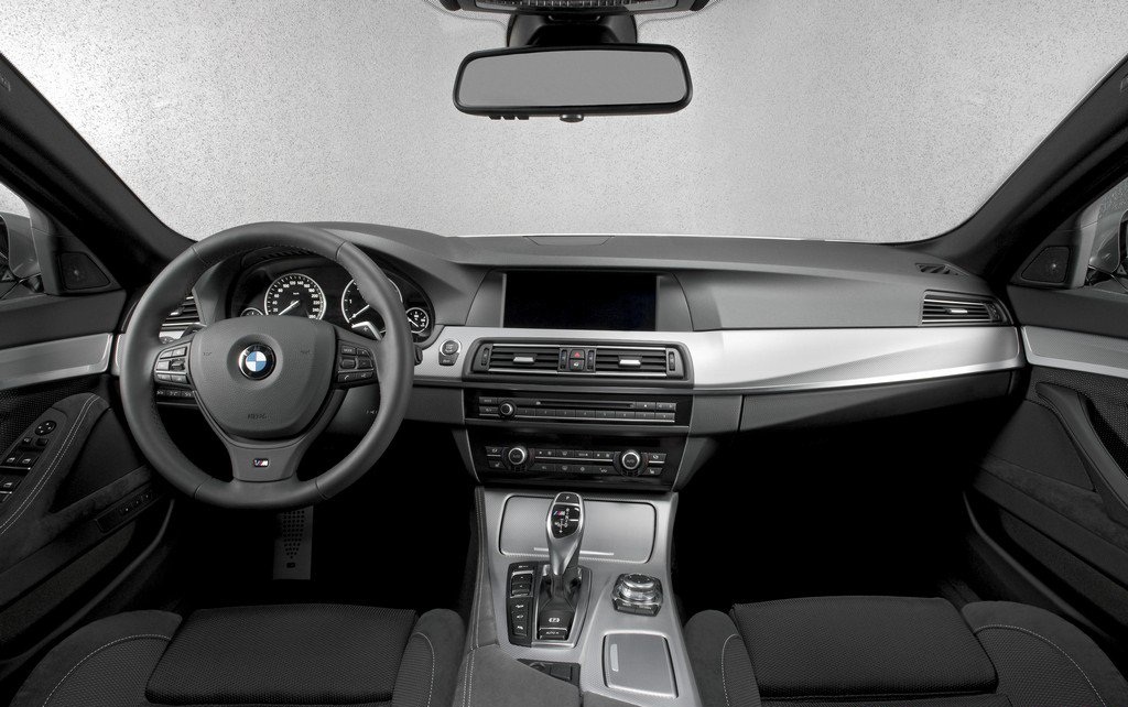 official_bmw_m550d_xdrive_016.jpg