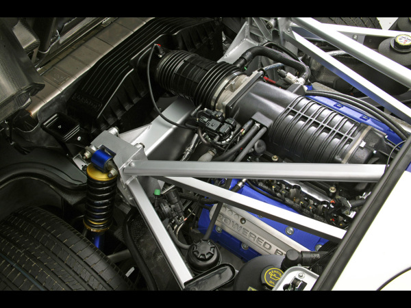 2005-ford-gt-engine-compartment-1280x960.jpg