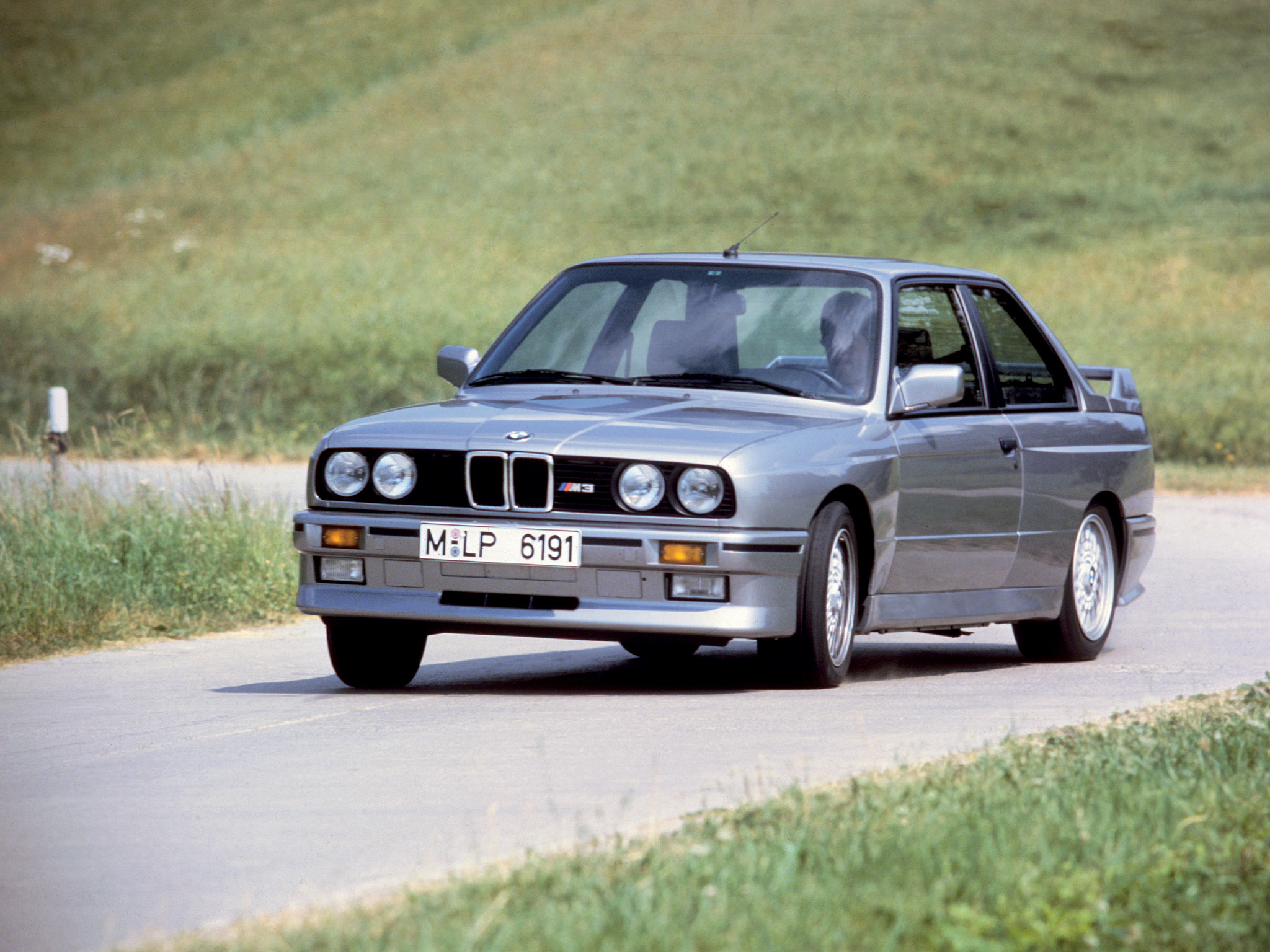 bmw_m3_evolution_i_1.jpg