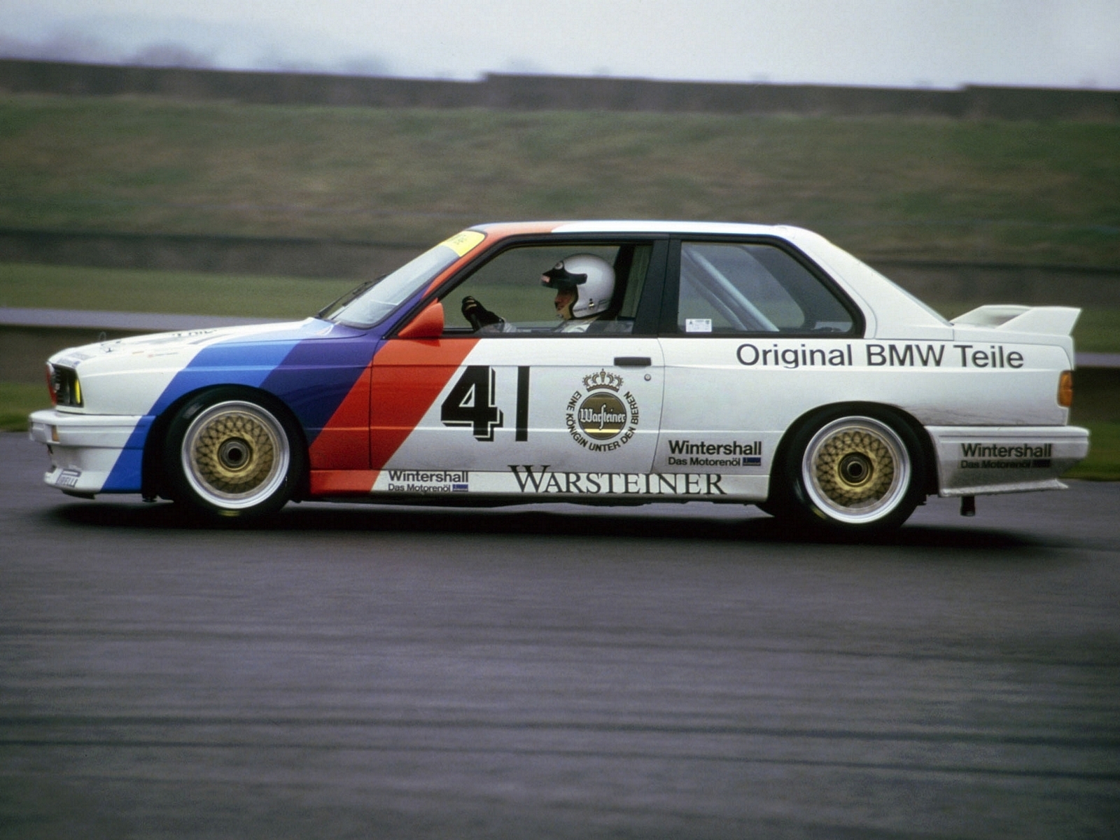 bmw_m3_dtm_2.jpg