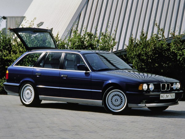 BMW_M5_Wagon_1992_2.jpg